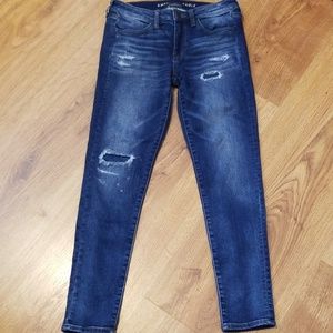 American Eagle super stretch size 6 jeans